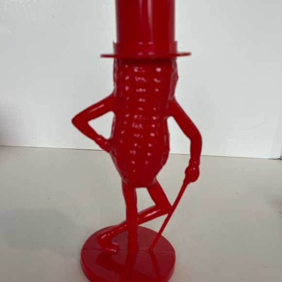 Vintage Mr. Peanut Bank and 3 Mugs - Picture 3 of 14